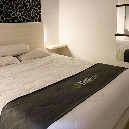 Reddoorz Near Pantai Idola Banyutowo Hotel D'Llala Pati Eksteriør billede