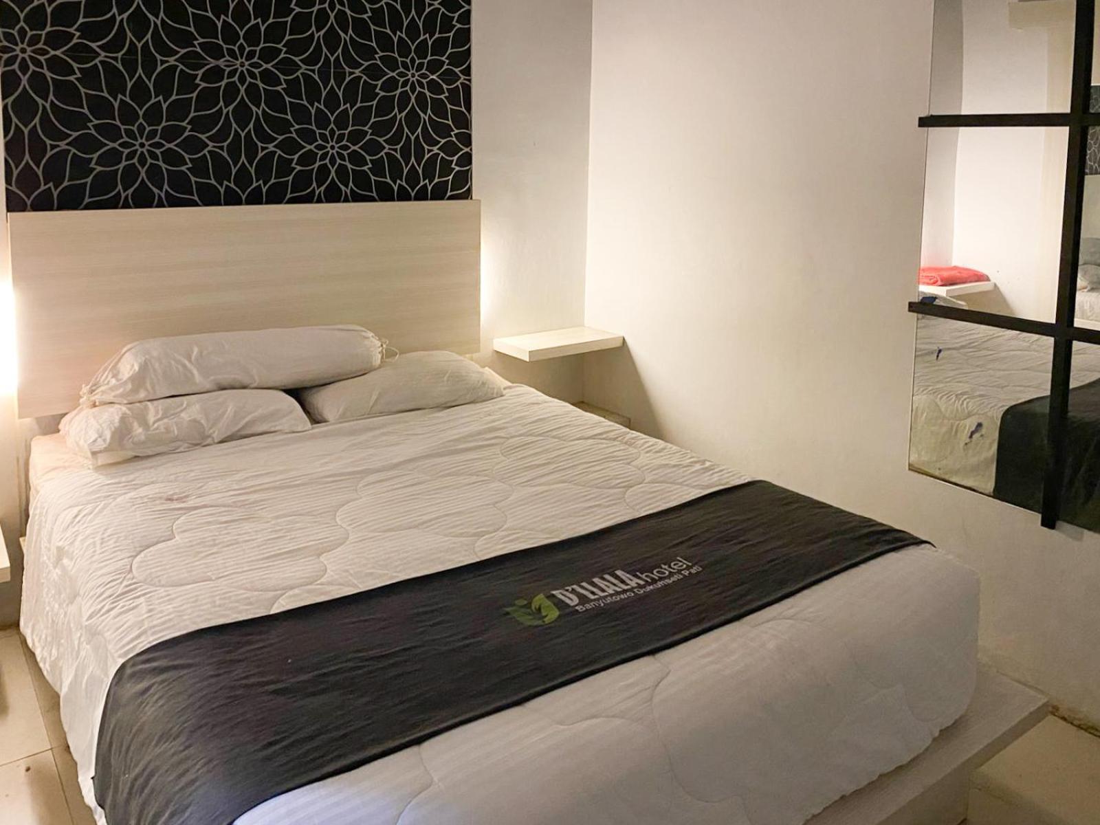 Reddoorz Near Pantai Idola Banyutowo Hotel D'Llala Pati Eksteriør billede