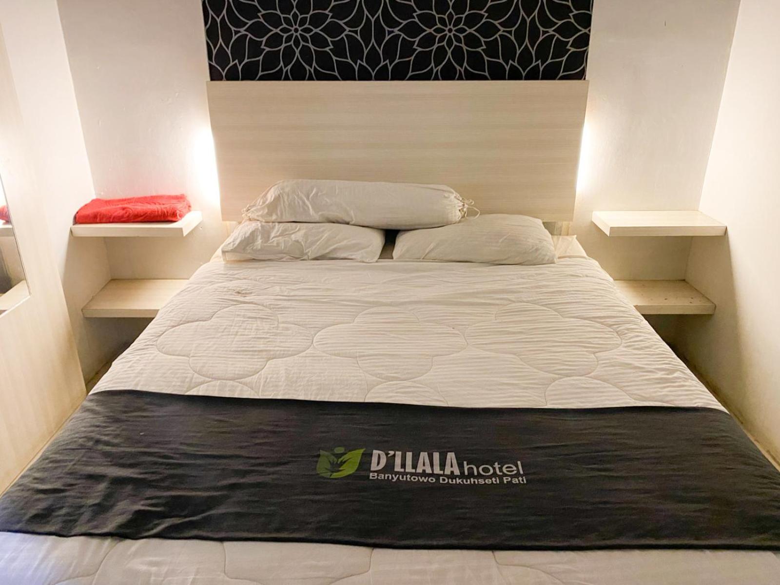 Reddoorz Near Pantai Idola Banyutowo Hotel D'Llala Pati Eksteriør billede